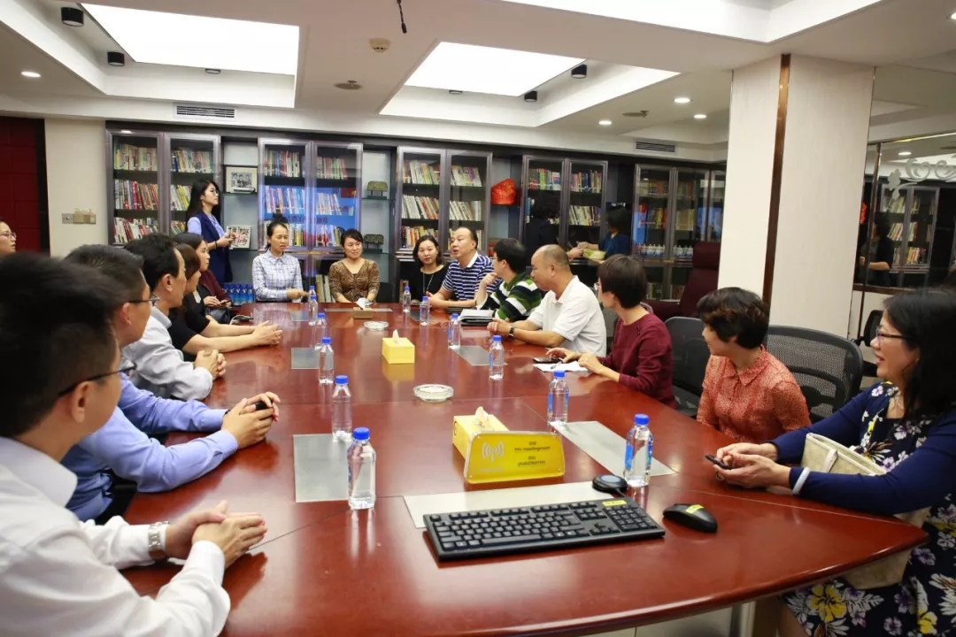 深圳市盐田区人大代表专业小组调研尊龙凯时-尊龙凯时珠宝官网  珠宝批发龙头企业